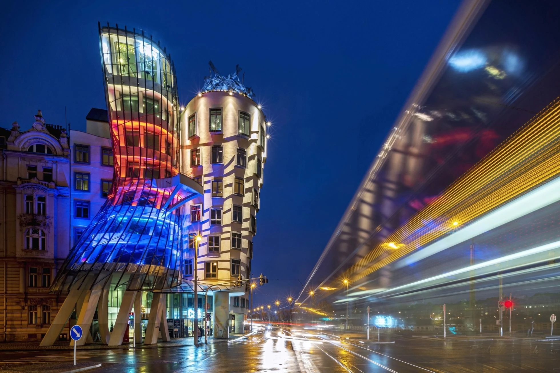 أشكال مباني هندسية,مباني معمارية مميزة,أعظم 50 مبنى في العالم,أغرب المباني المعمارية في العالم,مباني هندسية مشهورة,مباني مستوحاة من الطبيعة,غرائب وعجائب مضحكة,غرائب وعجائب العالم حقيقية,غرائب وعجائب أغرب من الخيال,غرائب وعجائب العالم بالصور غرائب وعجائب الكون غرائب وعجائب الحيوانات عجائب وغرائب الدنيا لا يصدقها العقل